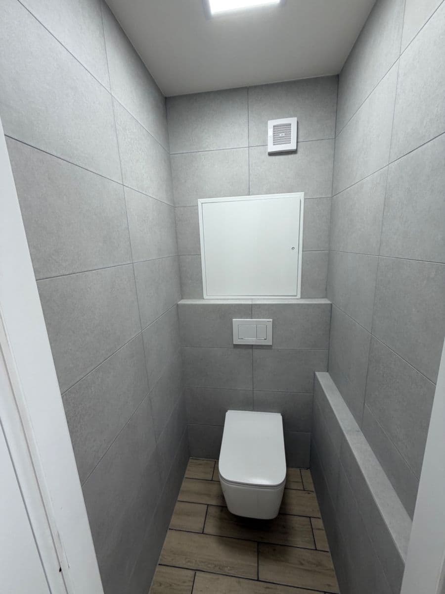 Pronájem bytu 2+kk 43 m², Váňova, Kladno, Středočeský kraj Pronájem bytu 2+kk 43 m², Váňova, Kladno, Středočeský kraj