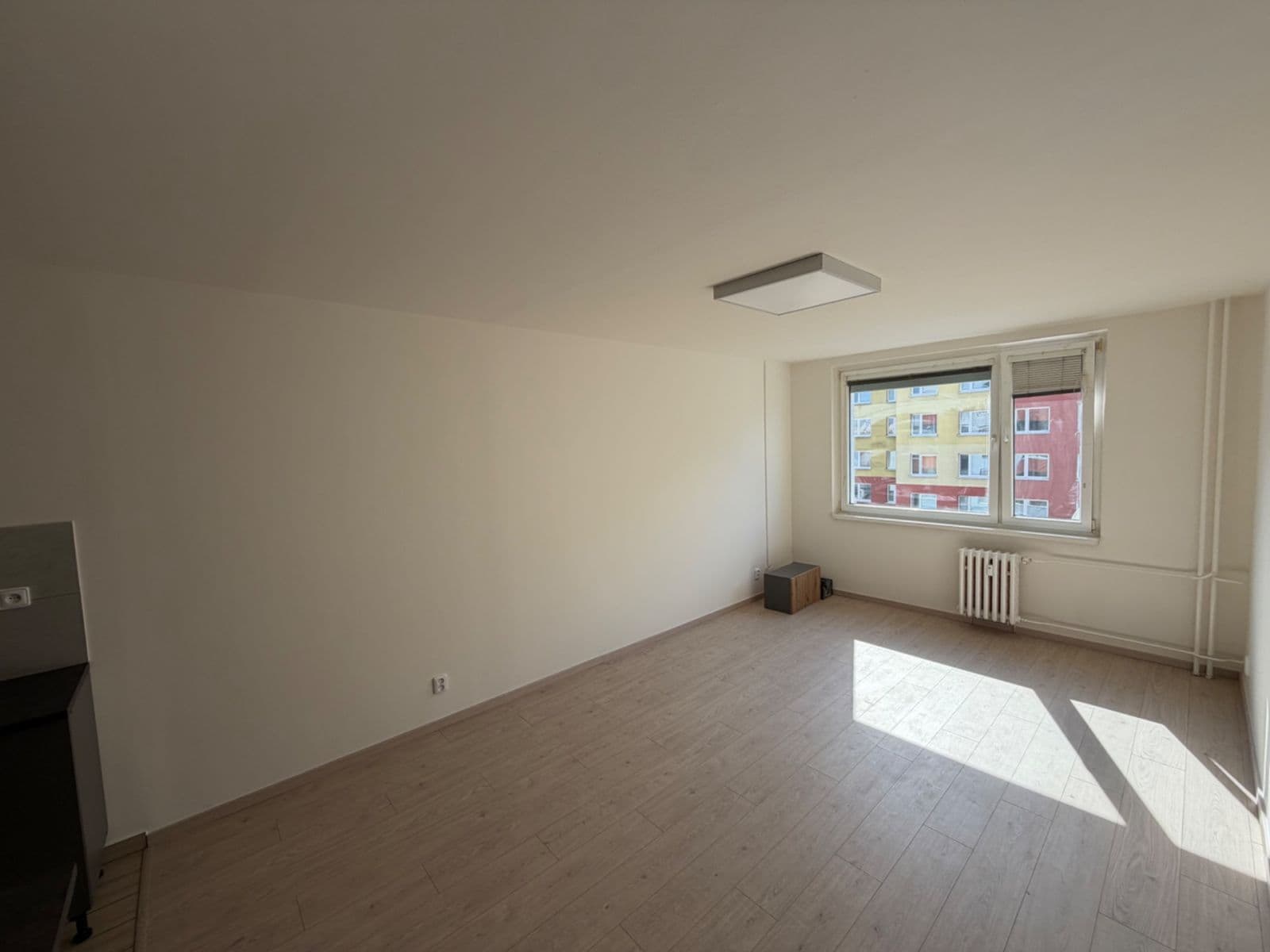 Pronájem bytu 2+kk 43 m², Váňova, Kladno, Středočeský kraj Pronájem bytu 2+kk 43 m², Váňova, Kladno, Středočeský kraj