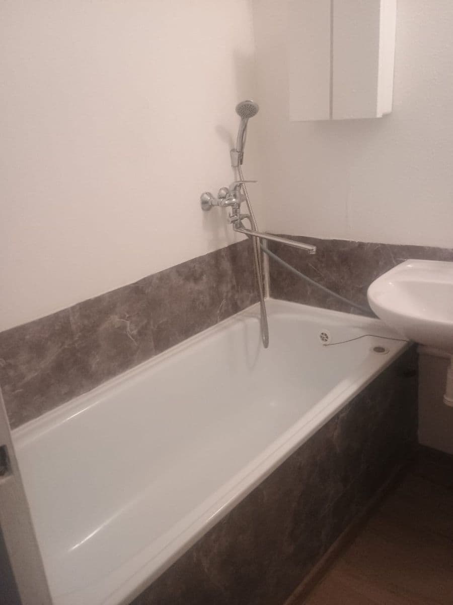 Pronájem bytu 2+1 49 m², Šultysova, Slaný, Středočeský kraj Pronájem bytu 2+1 49 m², Šultysova, Slaný, Středočeský kraj