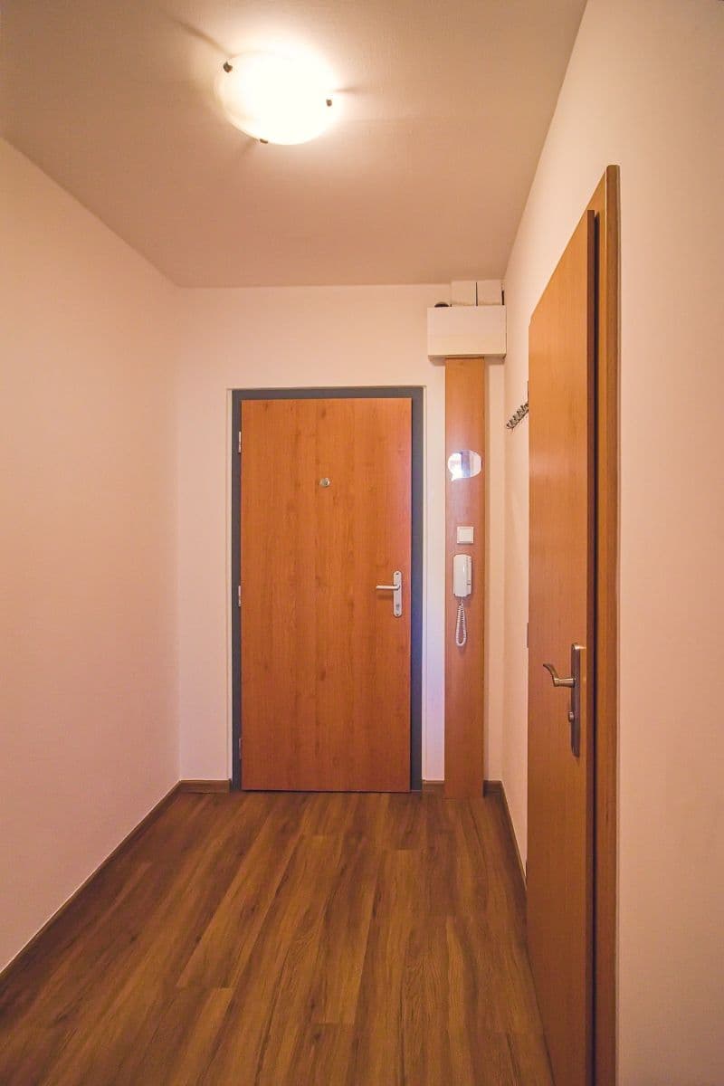Pronájem bytu 2+kk 45 m², Ciolkovského, Praha, Praha Pronájem bytu 2+kk 45 m², Ciolkovského, Praha, Praha