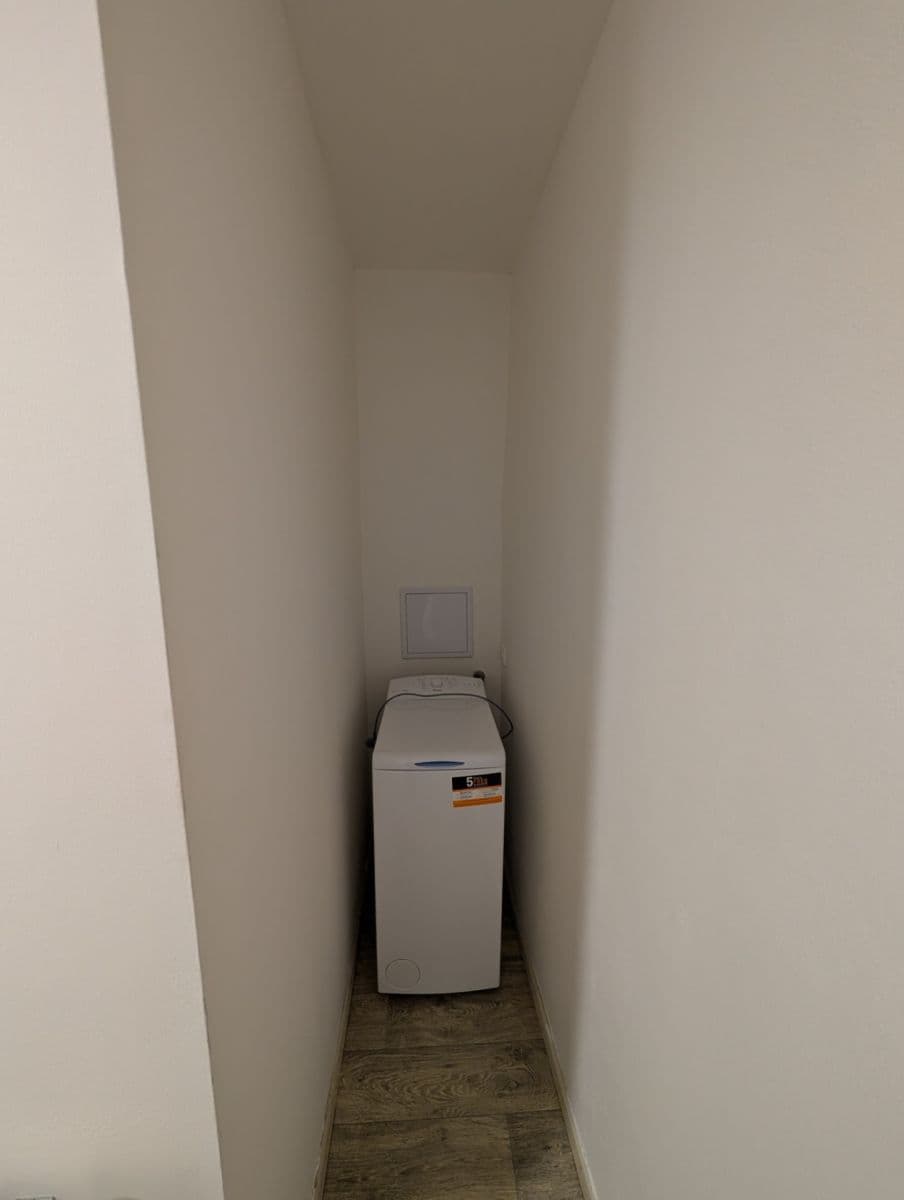 Pronájem bytu 1+kk 32 m², Bratislavská, Brno, Jihomoravský kraj Pronájem bytu 1+kk 32 m², Bratislavská, Brno, Jihomoravský kraj