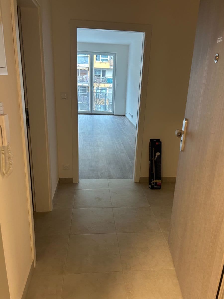 Pronájem bytu 1+kk 35 m², Gerstelova, Praha, Praha Pronájem bytu 1+kk 35 m², Gerstelova, Praha, Praha