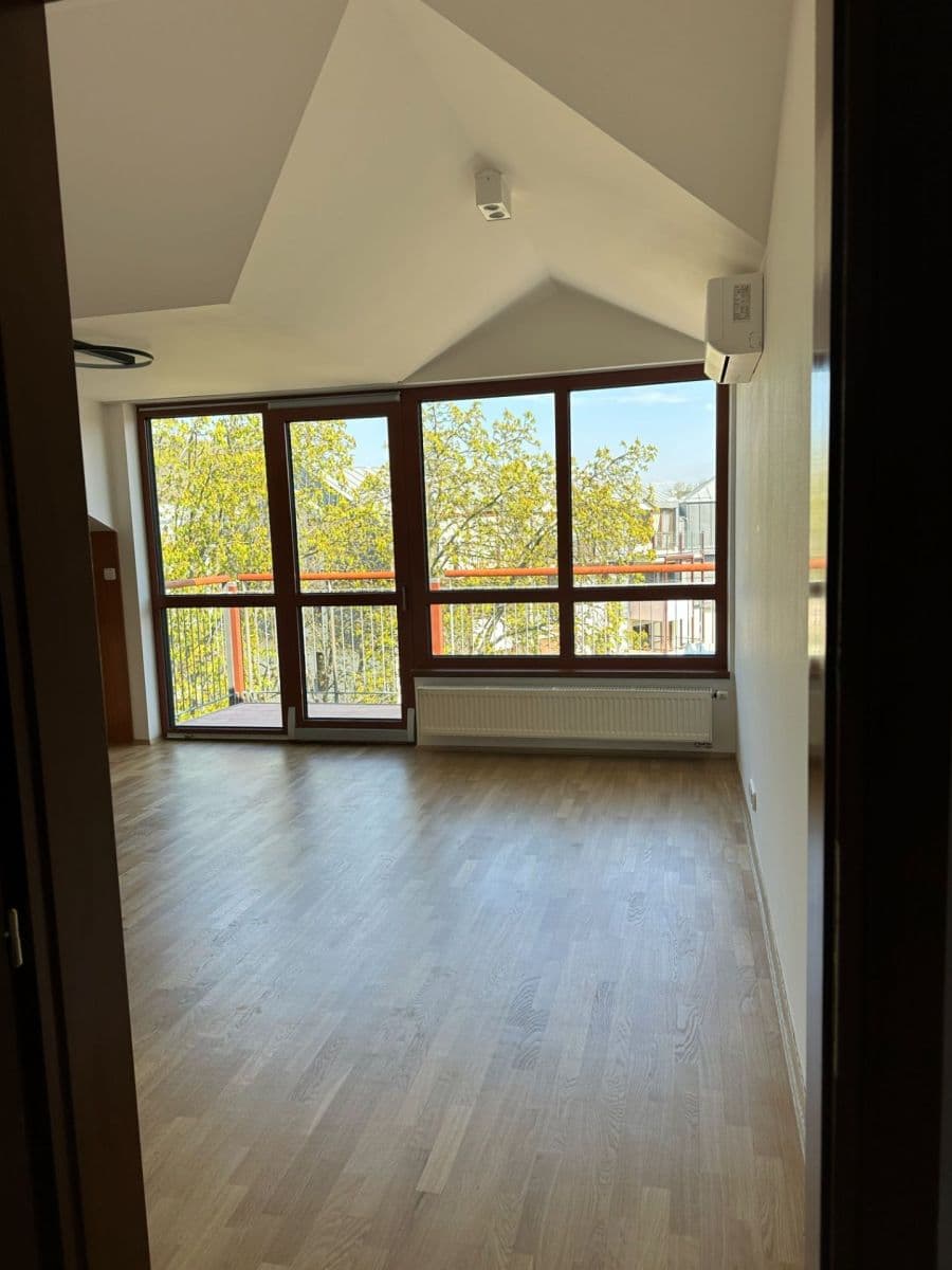 Pronájem bytu 2+kk 65 m², Podvinný mlýn, Praha, Praha Pronájem bytu 2+kk 65 m², Podvinný mlýn, Praha, Praha