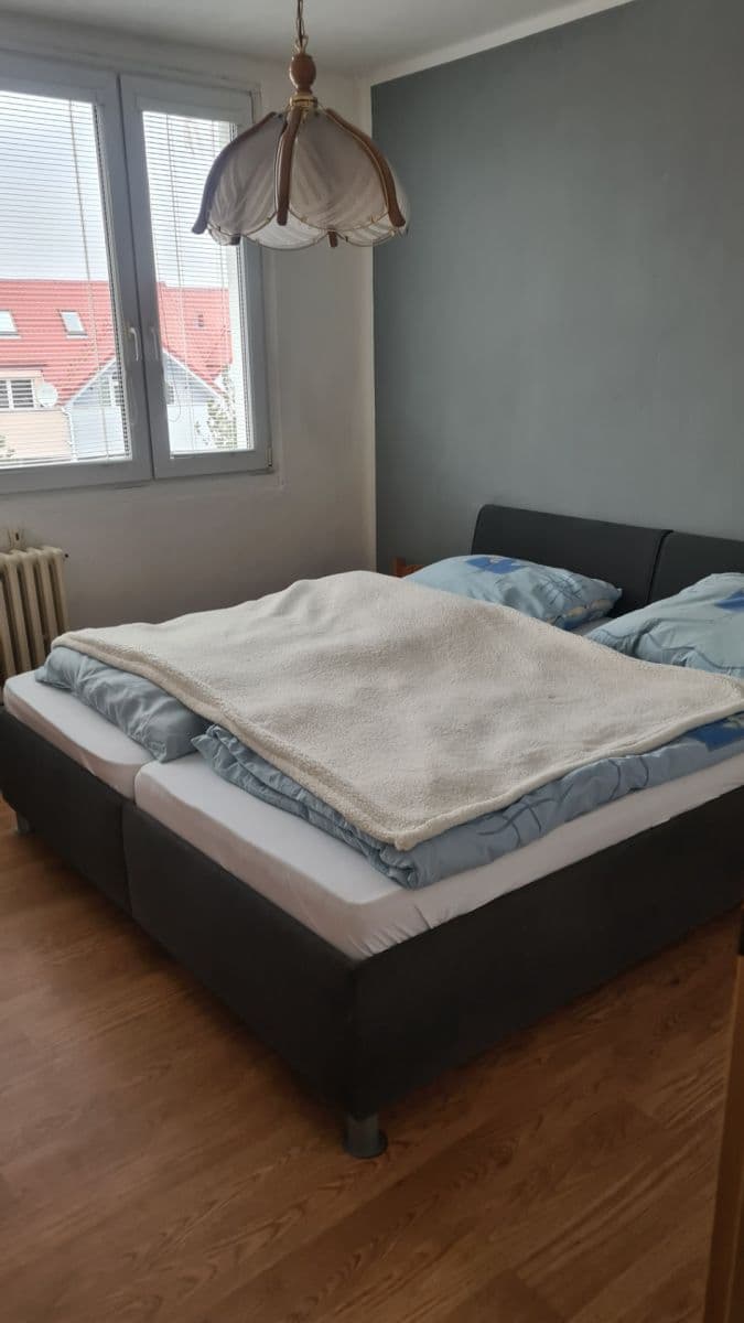 Pronájem bytu 3+1 70 m², Žiželická, Praha, Praha Pronájem bytu 3+1 70 m², Žiželická, Praha, Praha