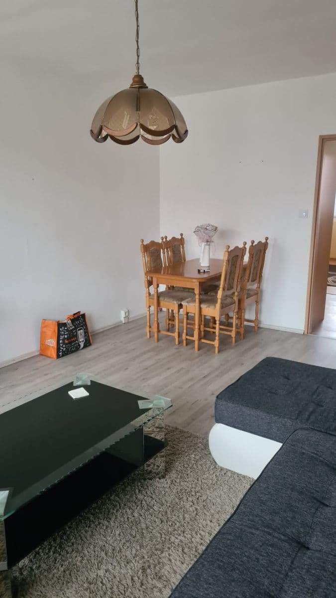 Pronájem bytu 3+1 70 m², Žiželická, Praha, Praha Pronájem bytu 3+1 70 m², Žiželická, Praha, Praha