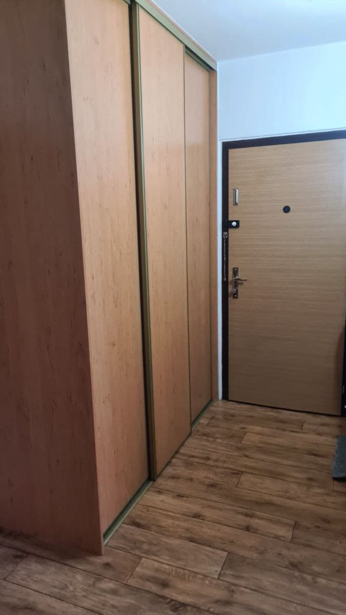 Pronájem bytu 3+1 70 m², Žiželická, Praha, Praha Pronájem bytu 3+1 70 m², Žiželická, Praha, Praha