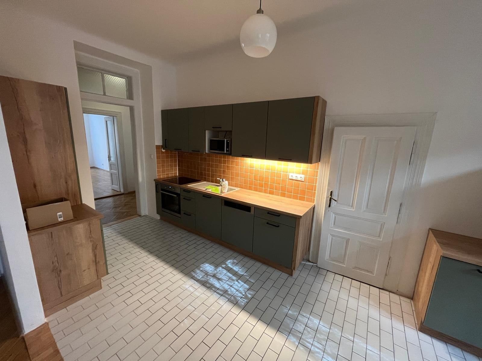 Pronájem bytu 4+1 120 m², Náplavní, Praha, Praha Pronájem bytu 4+1 120 m², Náplavní, Praha, Praha