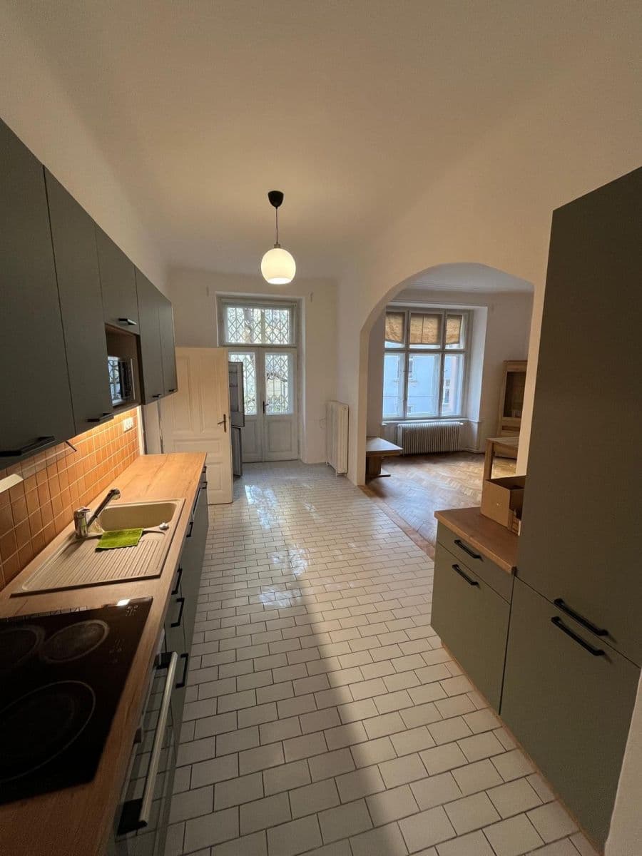 Pronájem bytu 4+1 120 m², Náplavní, Praha, Praha Pronájem bytu 4+1 120 m², Náplavní, Praha, Praha