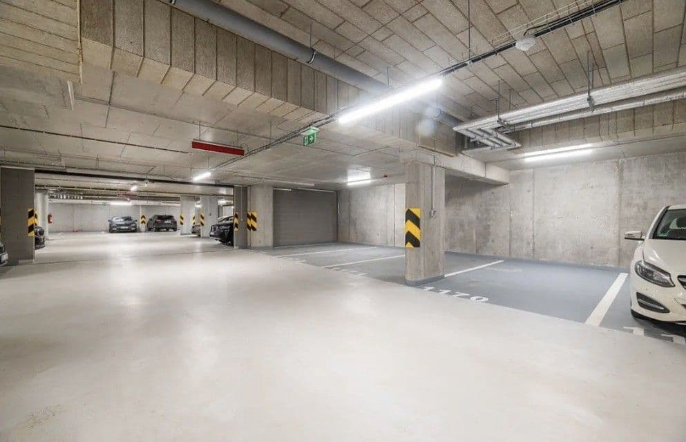 Pronájem bytu 1+kk 37 m², Nurmiho, Praha, Praha Pronájem bytu 1+kk 37 m², Nurmiho, Praha, Praha