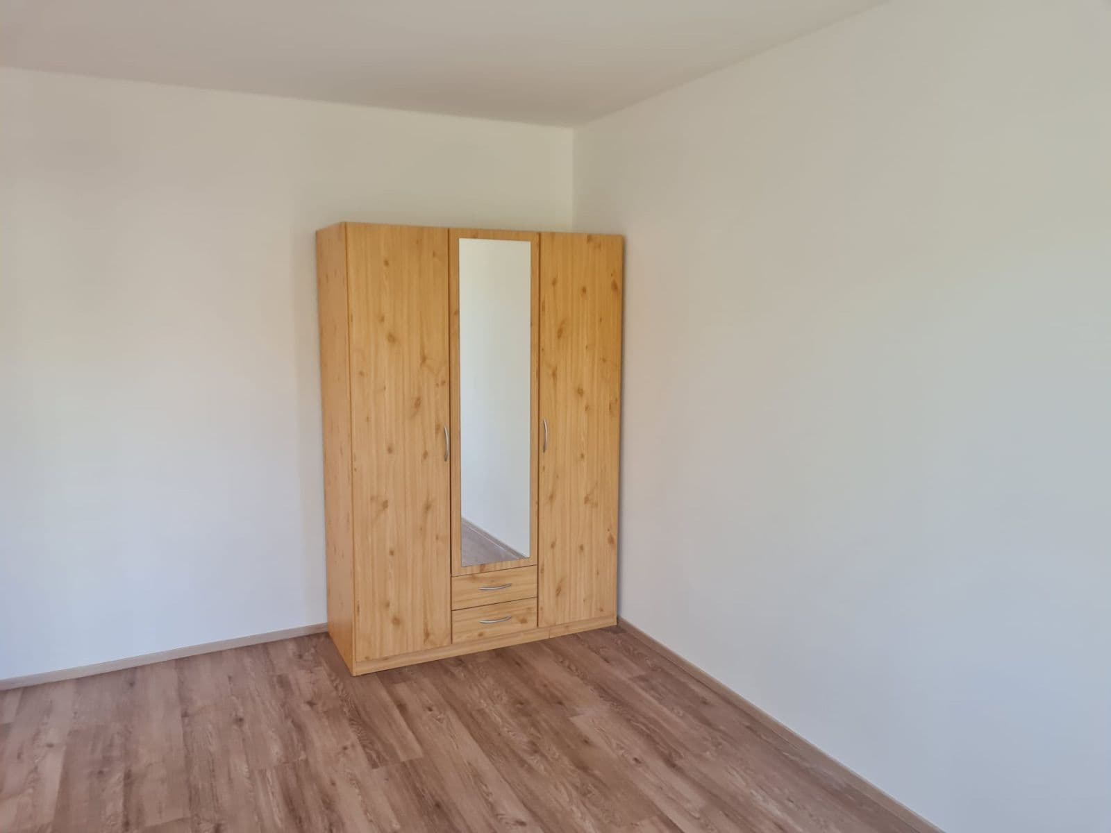 Pronájem bytu 3+1 70 m², Teplická, Praha, Praha Pronájem bytu 3+1 70 m², Teplická, Praha, Praha