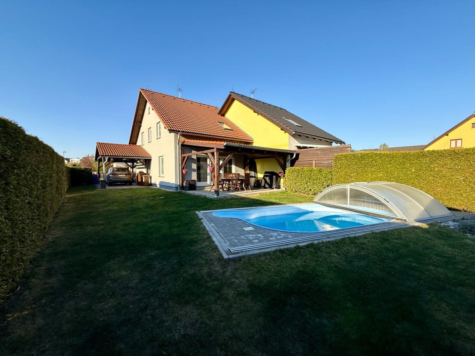 Pronájem domu 160 m², pozemek 463 m², Západní, Bradlec, Středočeský kraj Pronájem domu 160 m², pozemek 463 m², Západní, Bradlec, Středočeský kraj