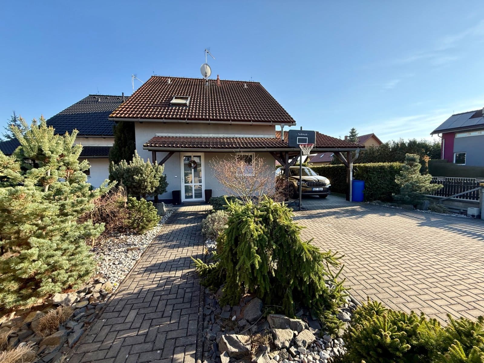 Pronájem domu 160 m², pozemek 463 m², Západní, Bradlec, Středočeský kraj Pronájem domu 160 m², pozemek 463 m², Západní, Bradlec, Středočeský kraj