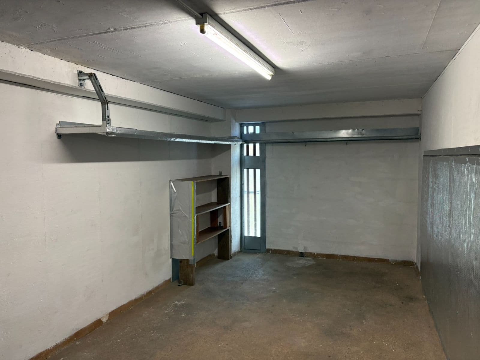 Pronájem garáže 18 m², Pavrovského, Praha, Praha Pronájem garáže 18 m², Pavrovského, Praha, Praha