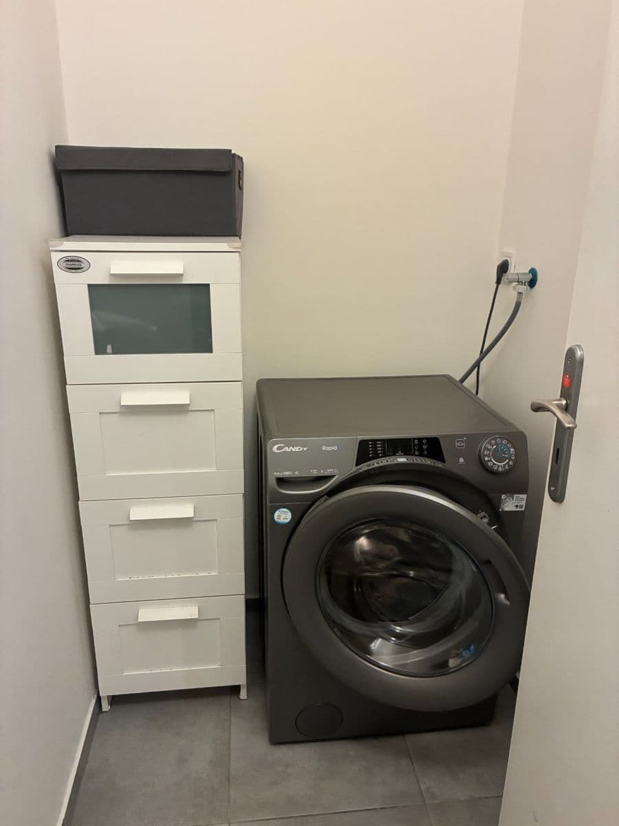 Prodej bytu 3+1 86 m², Dr. Janského, Černošice, Středočeský kraj Prodej bytu 3+1 86 m², Dr. Janského, Černošice, Středočeský kraj