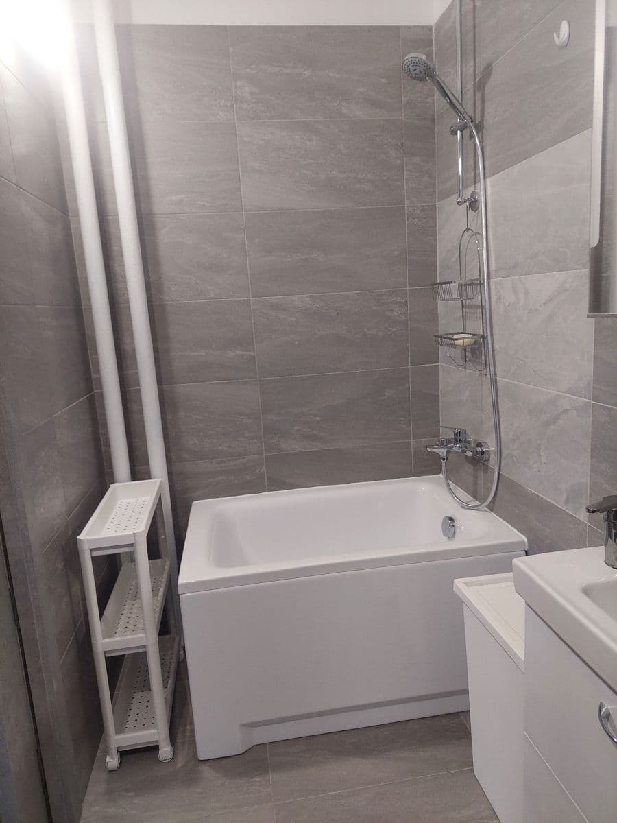 Pronájem bytu 2+1 53 m², Višňová, Praha, Praha Pronájem bytu 2+1 53 m², Višňová, Praha, Praha