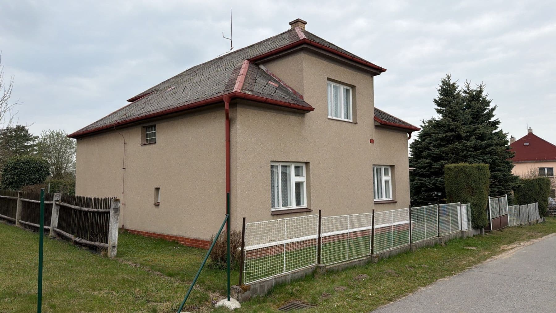 Prodej domu 120 m², pozemek 763 m², Na Ohradě, Proseč, Pardubický kraj Prodej domu 120 m², pozemek 763 m², Na Ohradě, Proseč, Pardubický kraj