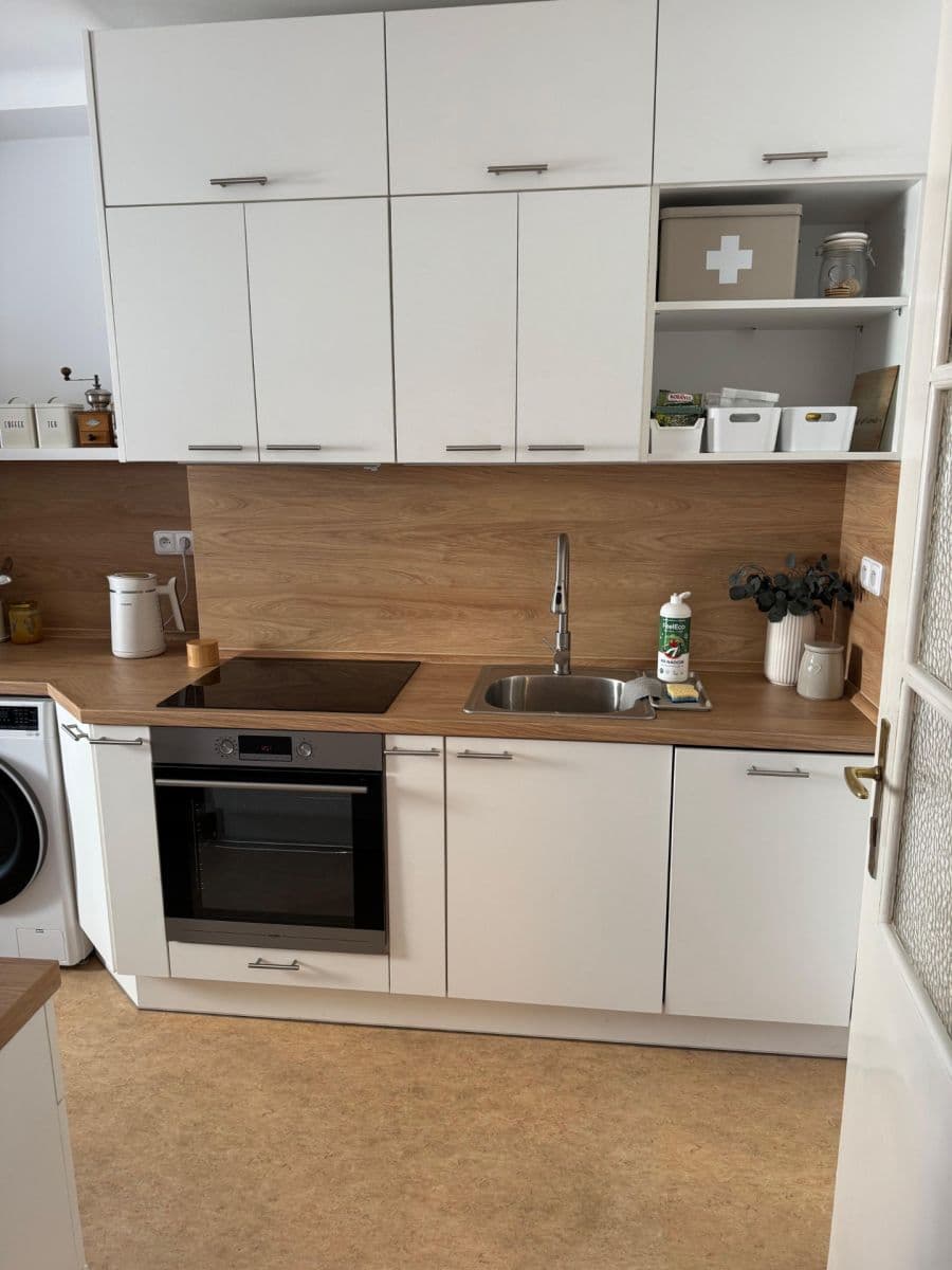 Pronájem bytu 2+1 67 m², Milady Horákové, Praha, Praha Pronájem bytu 2+1 67 m², Milady Horákové, Praha, Praha