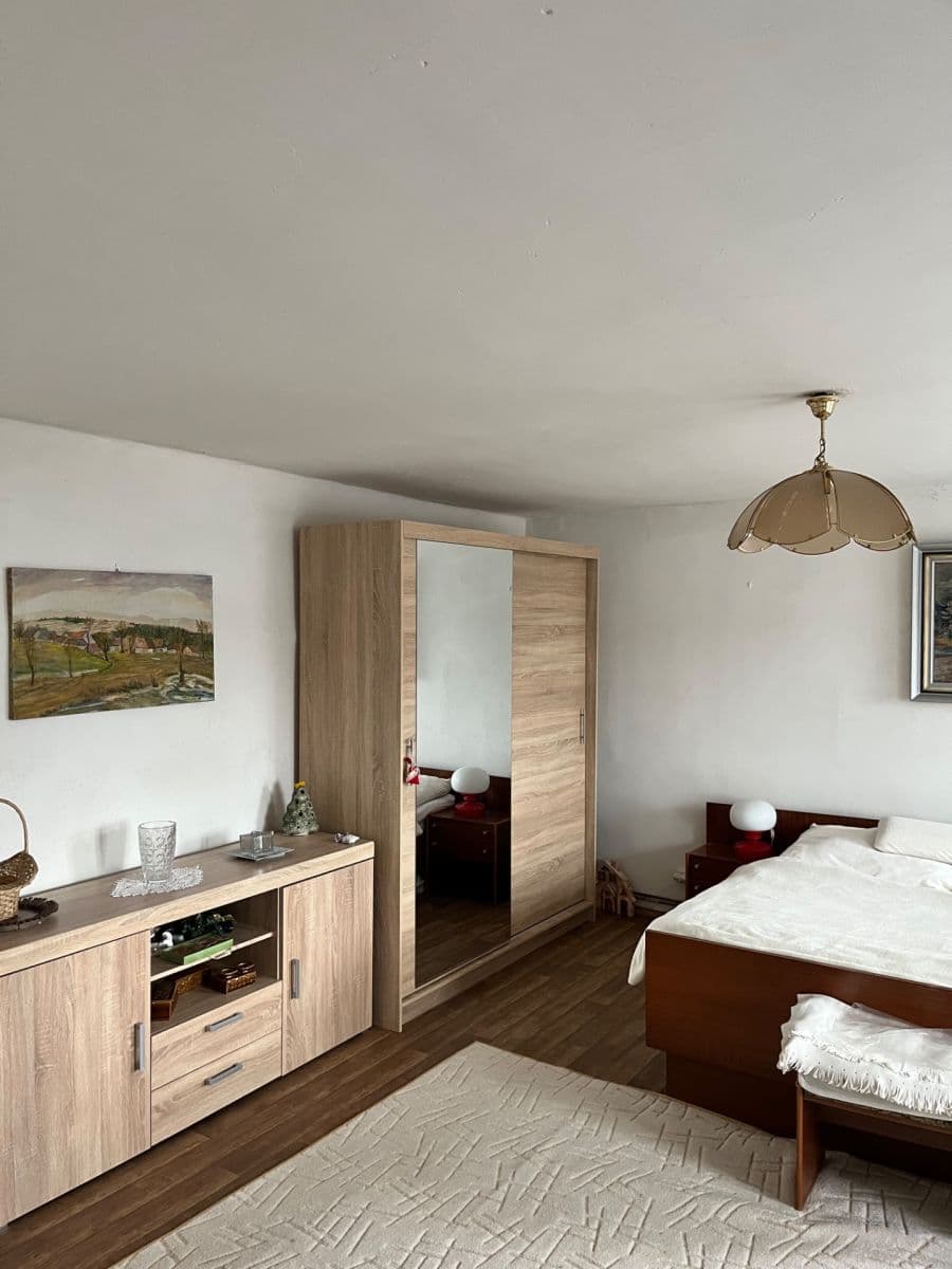 Prodej domu 231 m², pozemek 496 m², Prackovice nad Labem, Ústecký kraj Prodej domu 231 m², pozemek 496 m², Prackovice nad Labem, Ústecký kraj