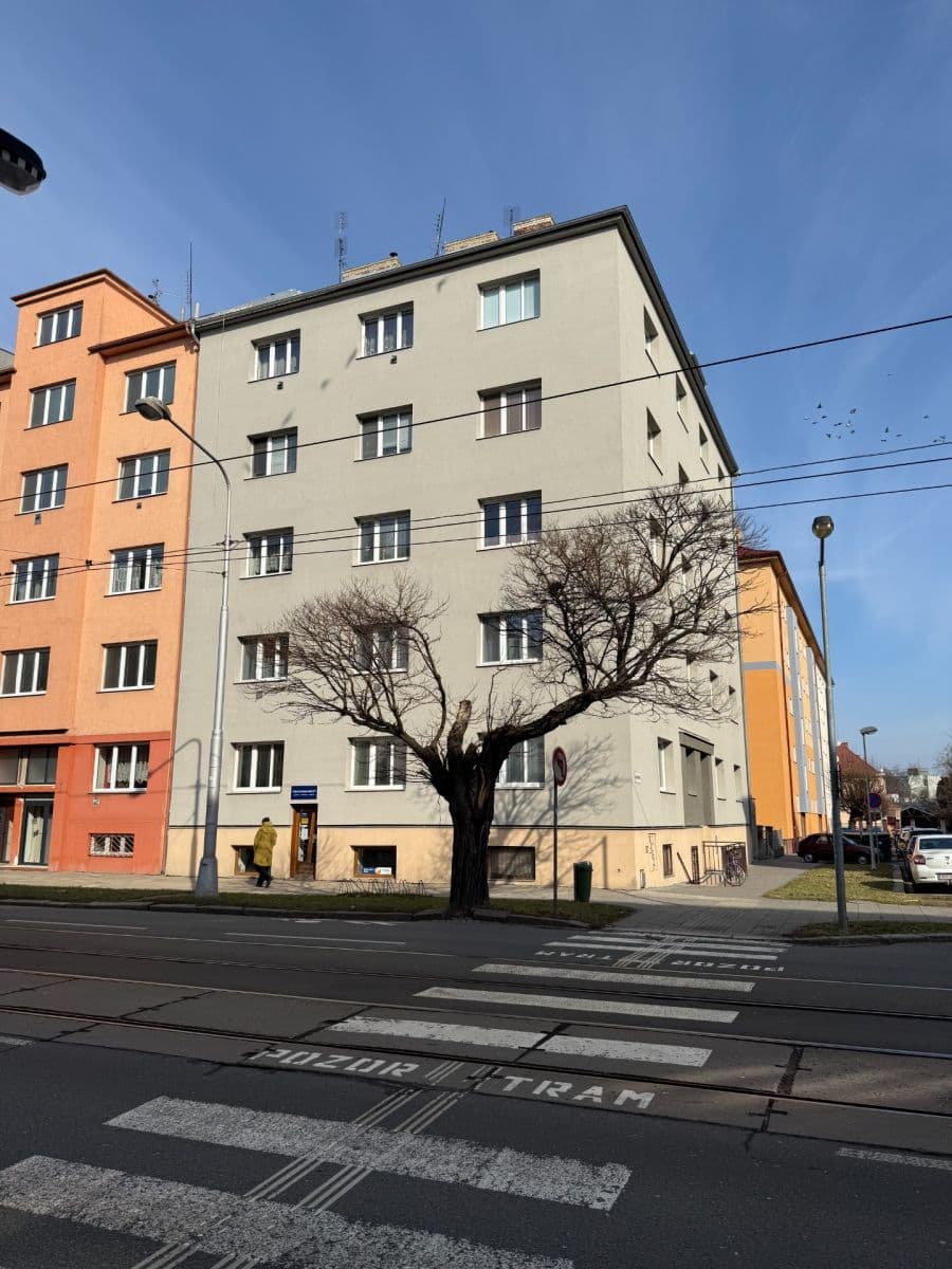 Prodej bytu 3+1 96 m², Neumannova, Olomouc, Olomoucký kraj Prodej bytu 3+1 96 m², Neumannova, Olomouc, Olomoucký kraj