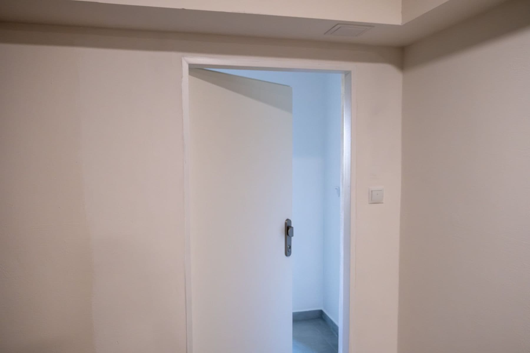 Pronájem bytu 2+kk 36 m², Gen. Hrušky, Ostrava, Moravskoslezský kraj Pronájem bytu 2+kk 36 m², Gen. Hrušky, Ostrava, Moravskoslezský kraj