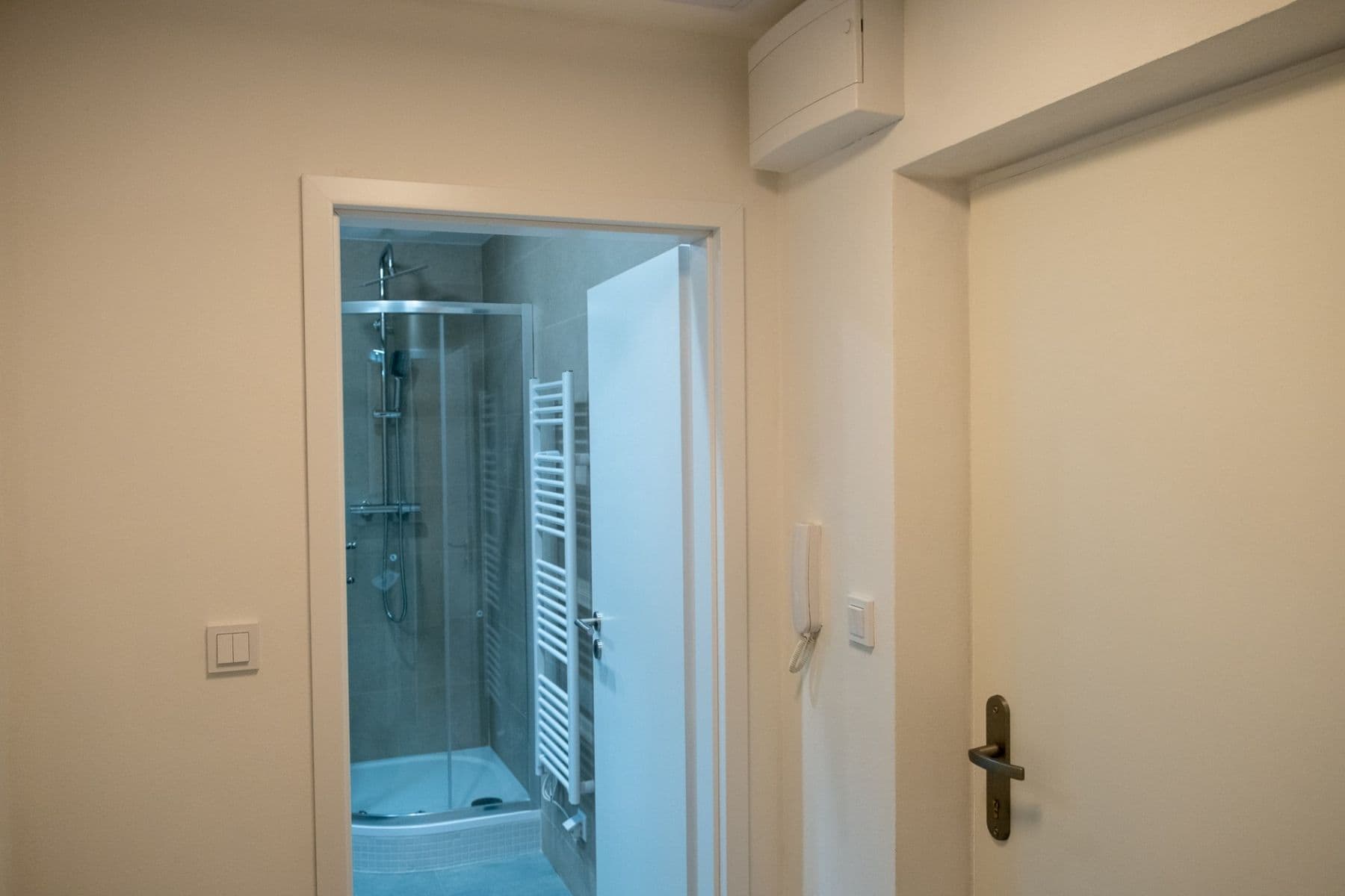 Pronájem bytu 2+kk 36 m², Gen. Hrušky, Ostrava, Moravskoslezský kraj Pronájem bytu 2+kk 36 m², Gen. Hrušky, Ostrava, Moravskoslezský kraj