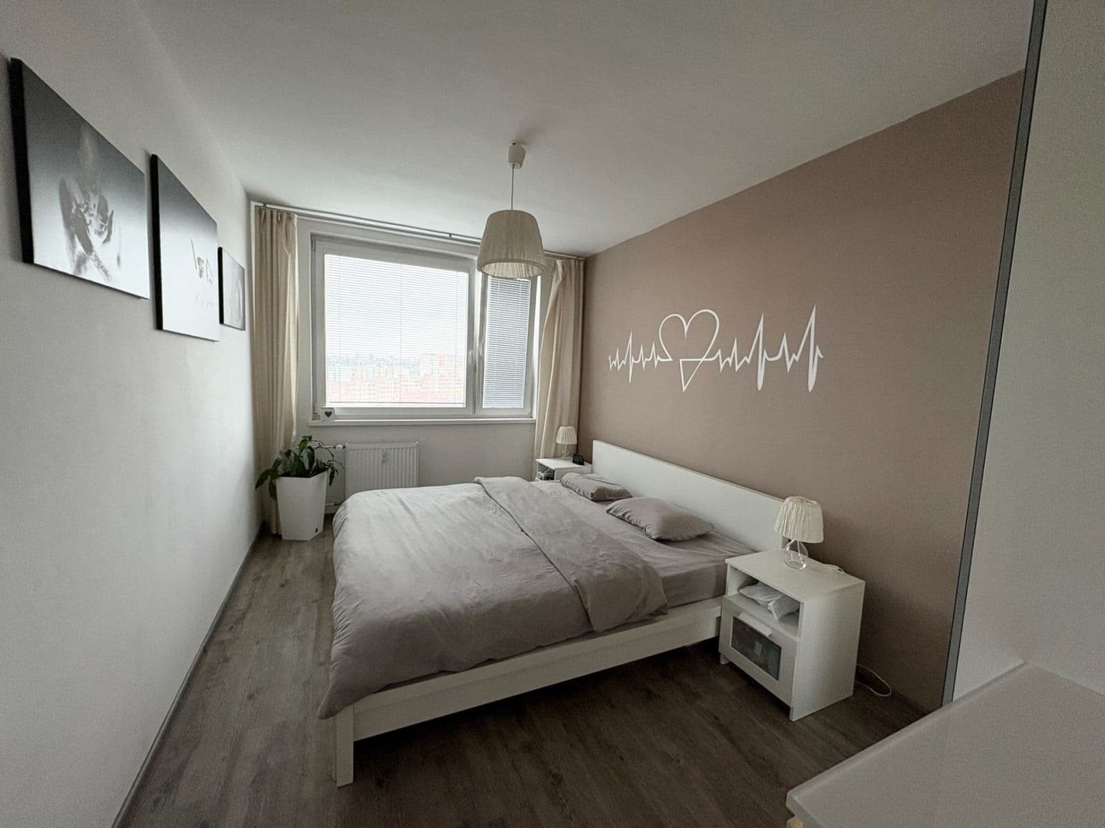Pronájem bytu 3+kk 72 m², Doležalova, Praha, Praha Pronájem bytu 3+kk 72 m², Doležalova, Praha, Praha