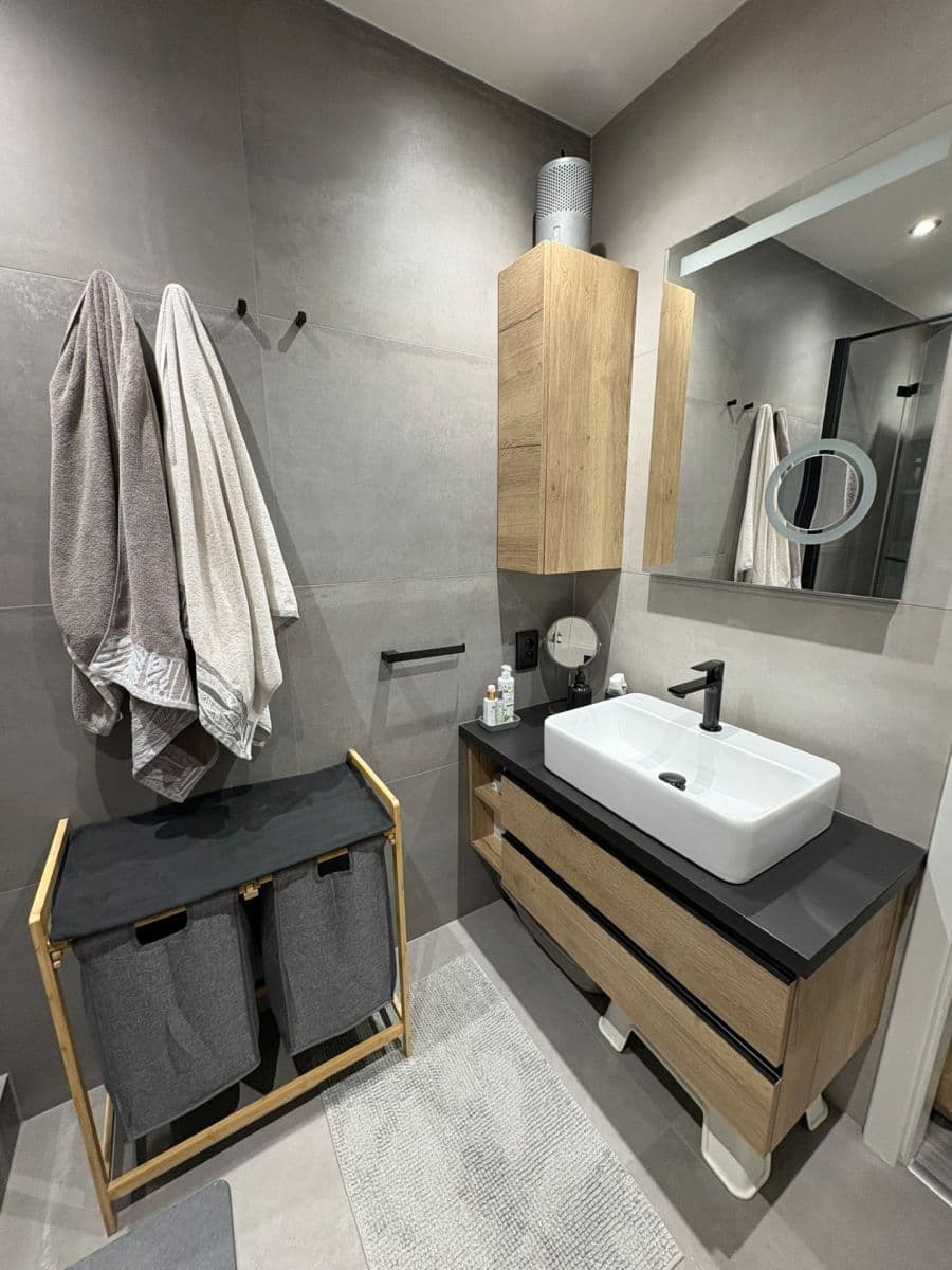 Pronájem bytu 3+kk 72 m², Doležalova, Praha, Praha Pronájem bytu 3+kk 72 m², Doležalova, Praha, Praha