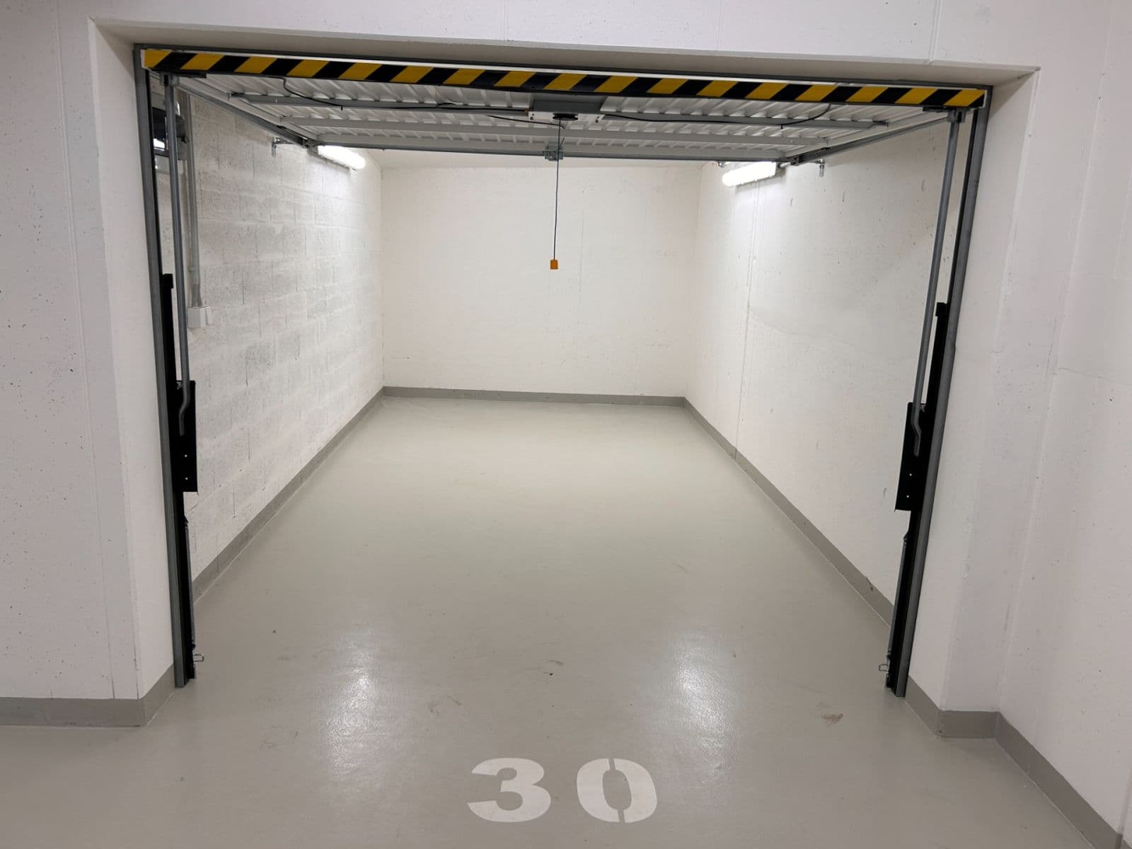 Prodej bytu 2+kk 45 m², U Továren, Praha, Praha Prodej bytu 2+kk 45 m², U Továren, Praha, Praha