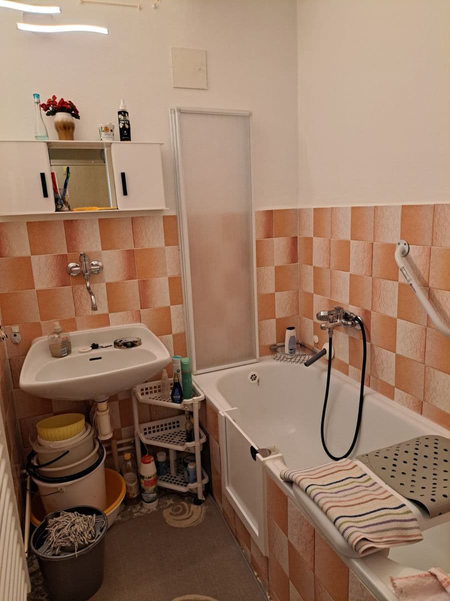 Pronájem bytu 2+1 56 m², Chelčického, Blansko, Jihomoravský kraj Pronájem bytu 2+1 56 m², Chelčického, Blansko, Jihomoravský kraj