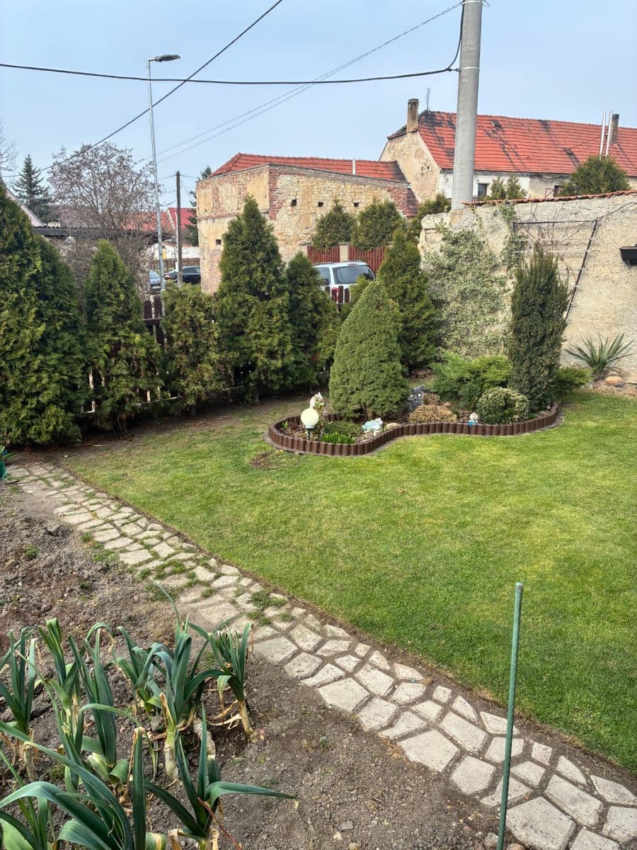 Prodej domu 72 m², pozemek 205 m², Žatec, Ústecký kraj Prodej domu 72 m², pozemek 205 m², Žatec, Ústecký kraj