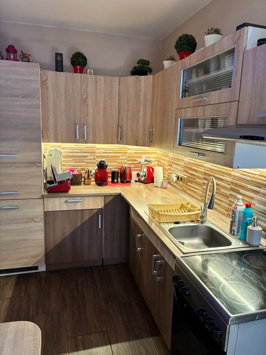 Prodej domu 72 m², pozemek 205 m², Žatec, Ústecký kraj Prodej domu 72 m², pozemek 205 m², Žatec, Ústecký kraj