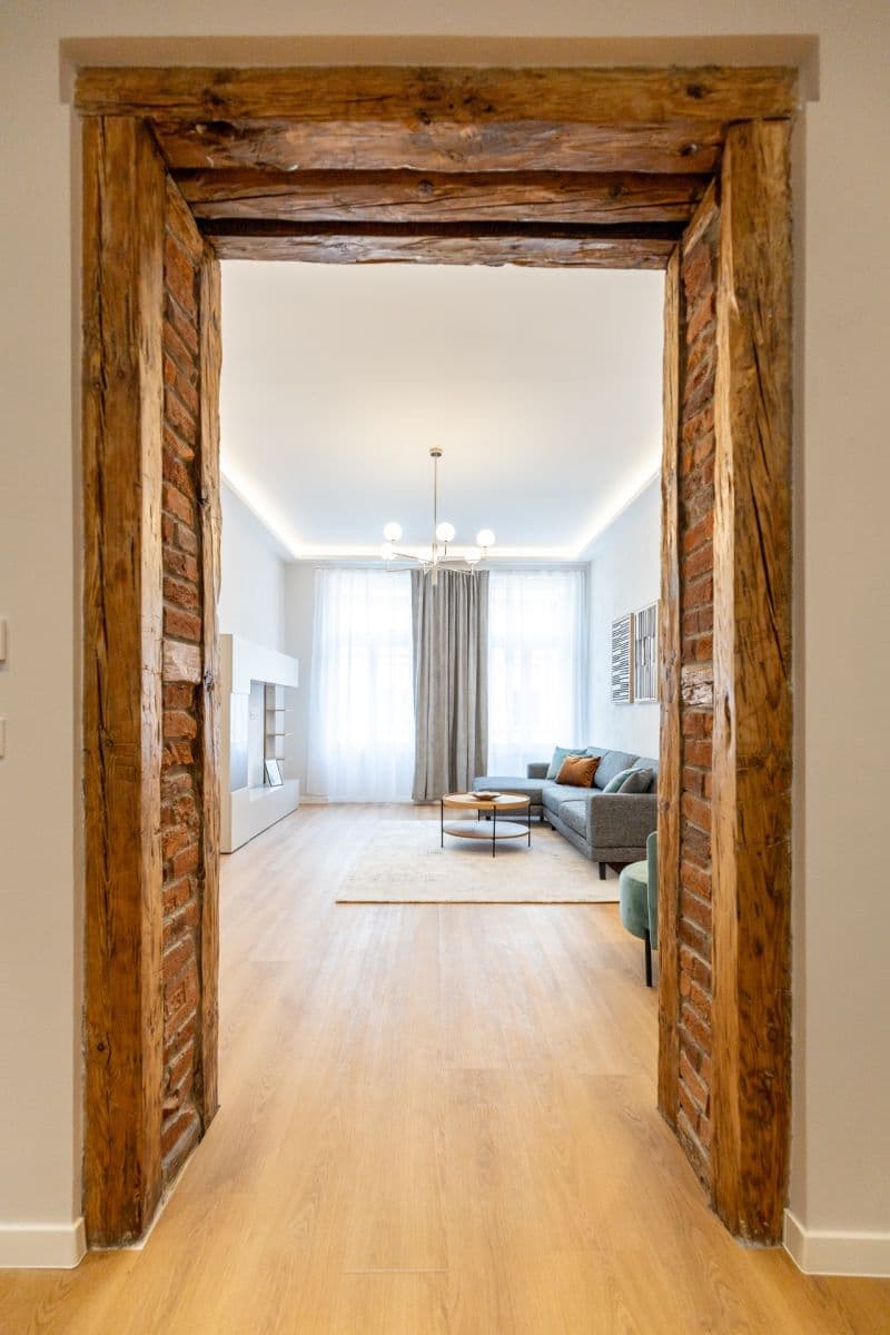 Pronájem bytu 2+1 80 m², Mäsiarska, Košice - mestská časť Staré Mesto, Košický kraj Pronájem bytu 2+1 80 m², Mäsiarska, Košice - mestská časť Staré Mesto, Košický kraj