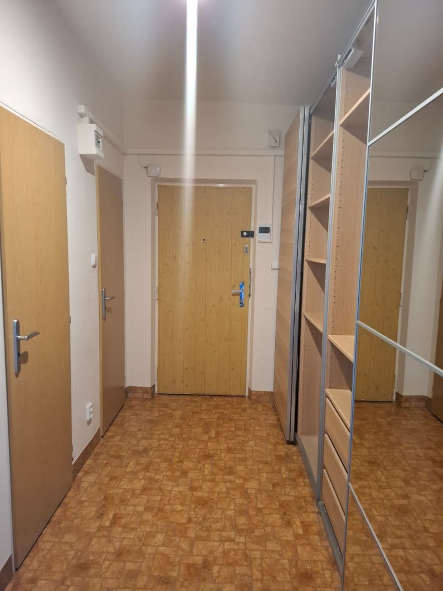 Pronájem bytu 2+1 57 m², Hostýnská, Praha, Praha Pronájem bytu 2+1 57 m², Hostýnská, Praha, Praha
