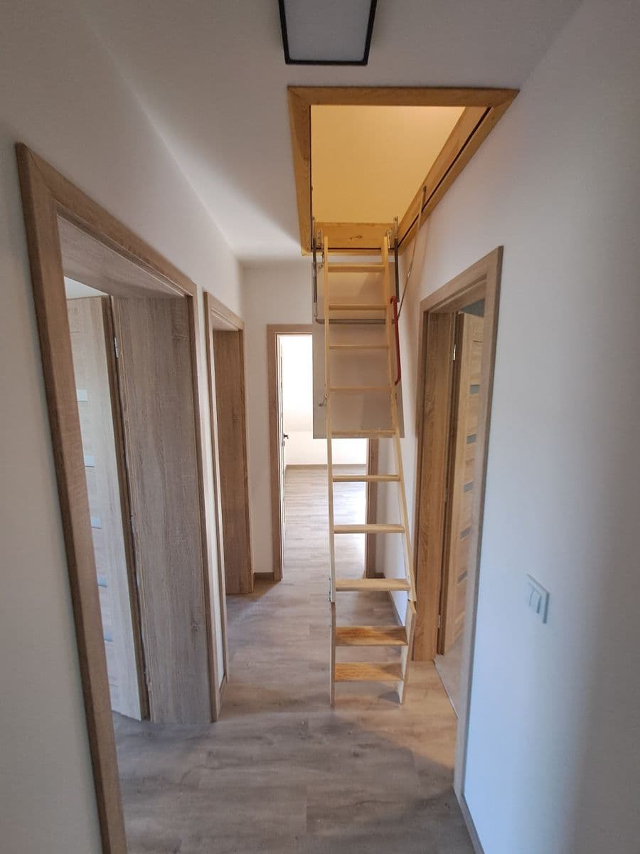 Pronájem domu 110 m², pozemek 720 m², Mnichovice, Středočeský kraj Pronájem domu 110 m², pozemek 720 m², Mnichovice, Středočeský kraj