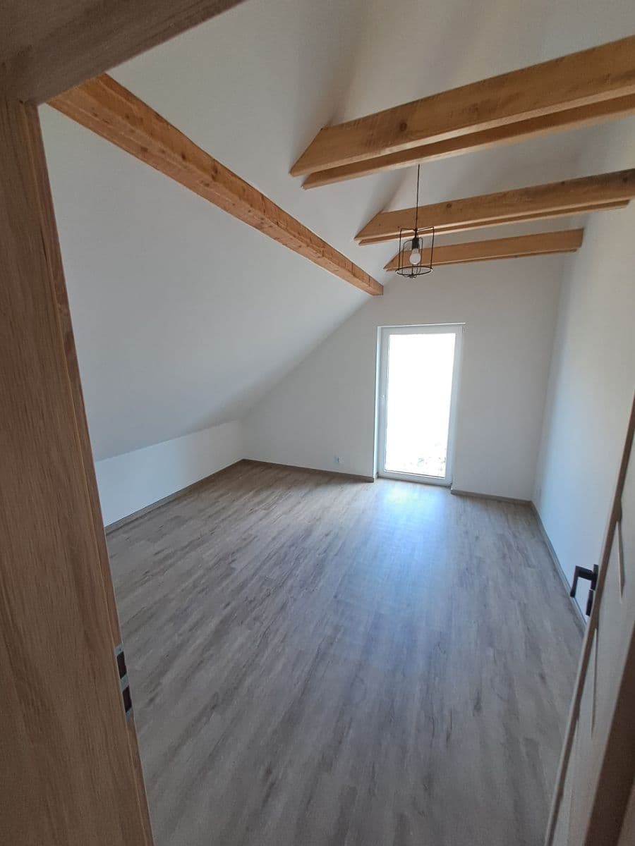 Pronájem domu 110 m², pozemek 720 m², Mnichovice, Středočeský kraj Pronájem domu 110 m², pozemek 720 m², Mnichovice, Středočeský kraj