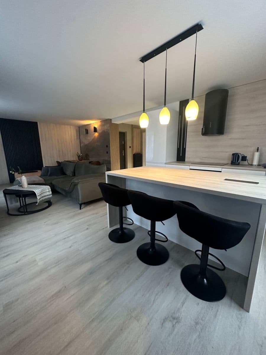 Prodej domu 90 m², pozemek 450 m², pl. Jana Pawła II, Šonov, Královéhradecký kraj Prodej domu 90 m², pozemek 450 m², pl. Jana Pawła II, Šonov, Královéhradecký kraj