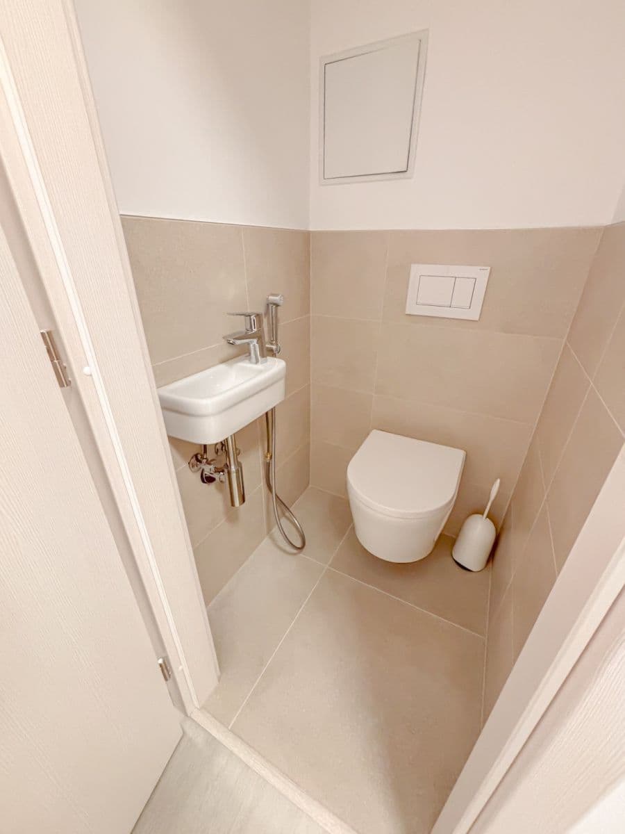 Pronájem bytu 3+kk 71 m², Vondroušova, Praha, Praha Pronájem bytu 3+kk 71 m², Vondroušova, Praha, Praha