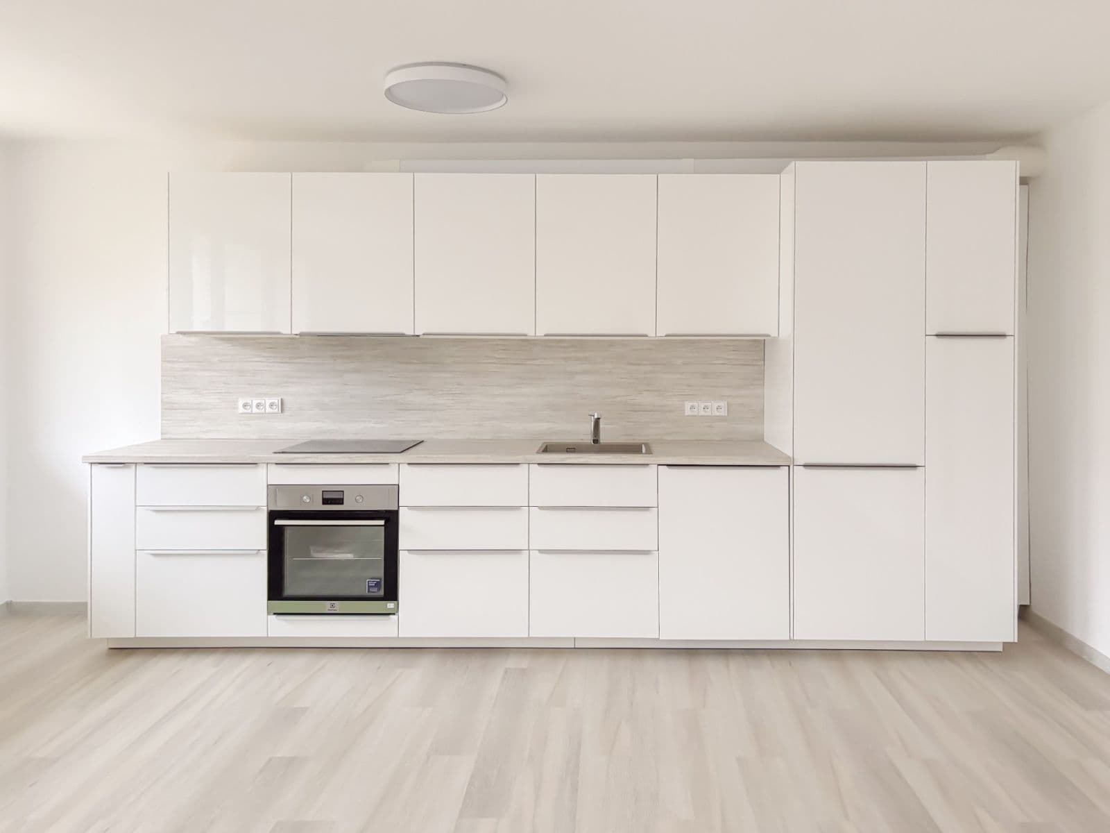 Pronájem bytu 3+kk 71 m², Vondroušova, Praha, Praha Pronájem bytu 3+kk 71 m², Vondroušova, Praha, Praha