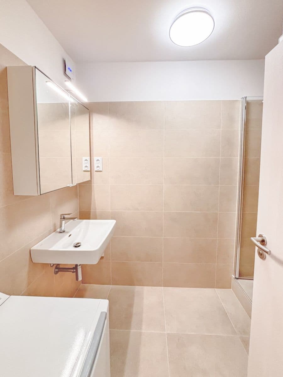 Pronájem bytu 3+kk 71 m², Vondroušova, Praha, Praha Pronájem bytu 3+kk 71 m², Vondroušova, Praha, Praha