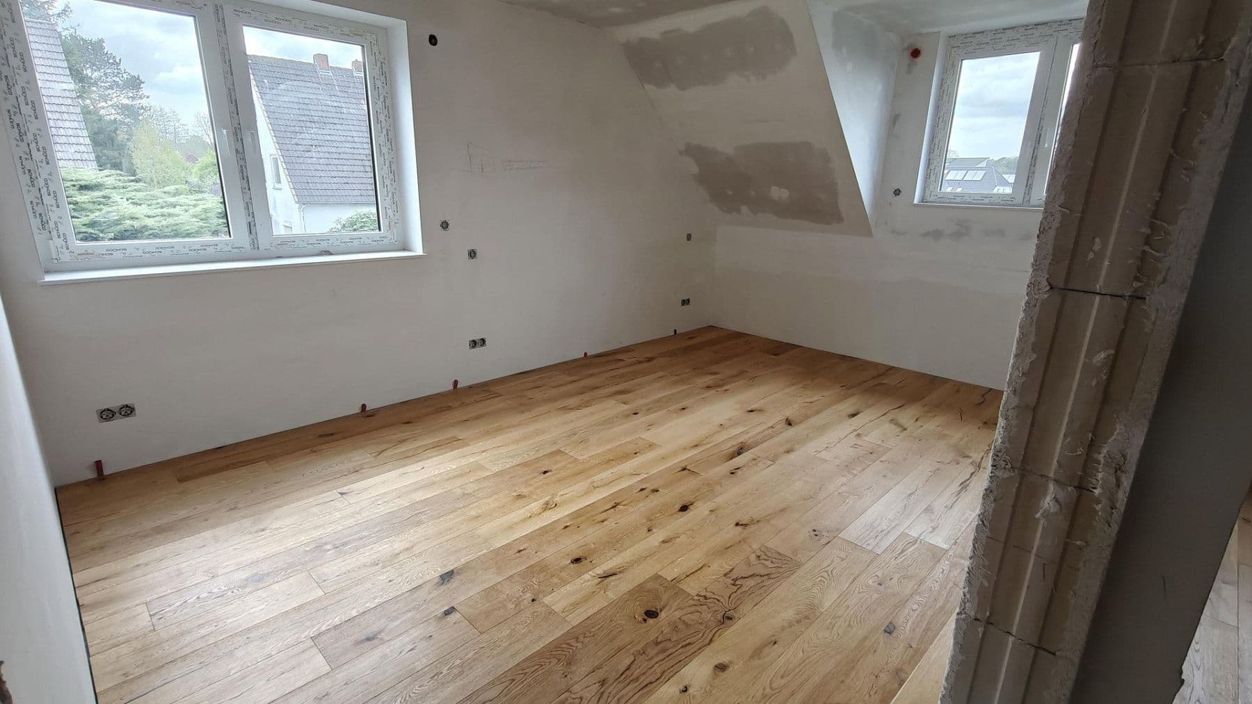 Prodej domu 125 m², pozemek 860 m², Schwanewede, Dolní Sasko Prodej domu 125 m², pozemek 860 m², Schwanewede, Dolní Sasko