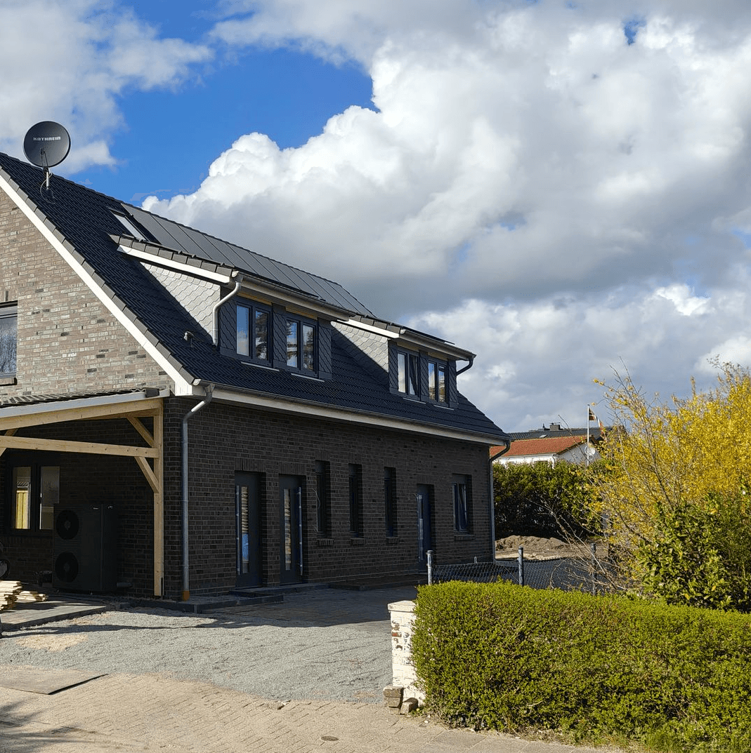 Prodej domu 125 m², pozemek 860 m², Schwanewede, Dolní Sasko Prodej domu 125 m², pozemek 860 m², Schwanewede, Dolní Sasko