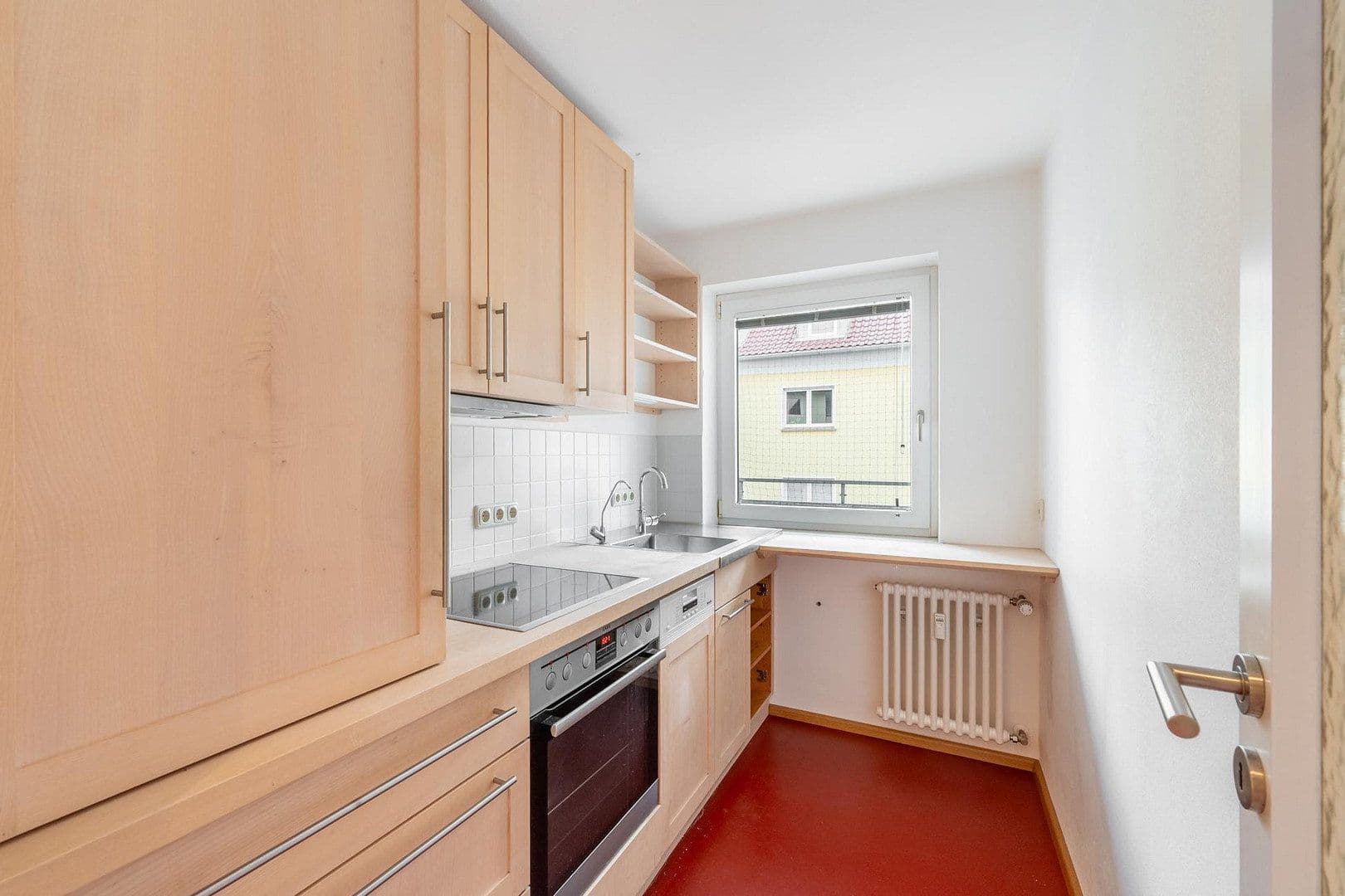 Pronájem bytu 2+1 58 m², Lenzfriederstrasse, München, Bavorsko Pronájem bytu 2+1 58 m², Lenzfriederstrasse, München, Bavorsko