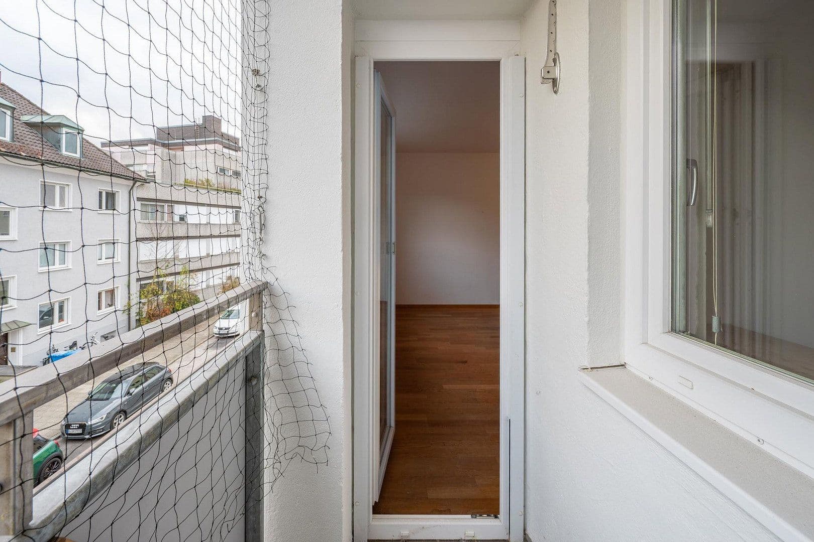 Pronájem bytu 2+1 58 m², Lenzfriederstrasse, München, Bavorsko Pronájem bytu 2+1 58 m², Lenzfriederstrasse, München, Bavorsko