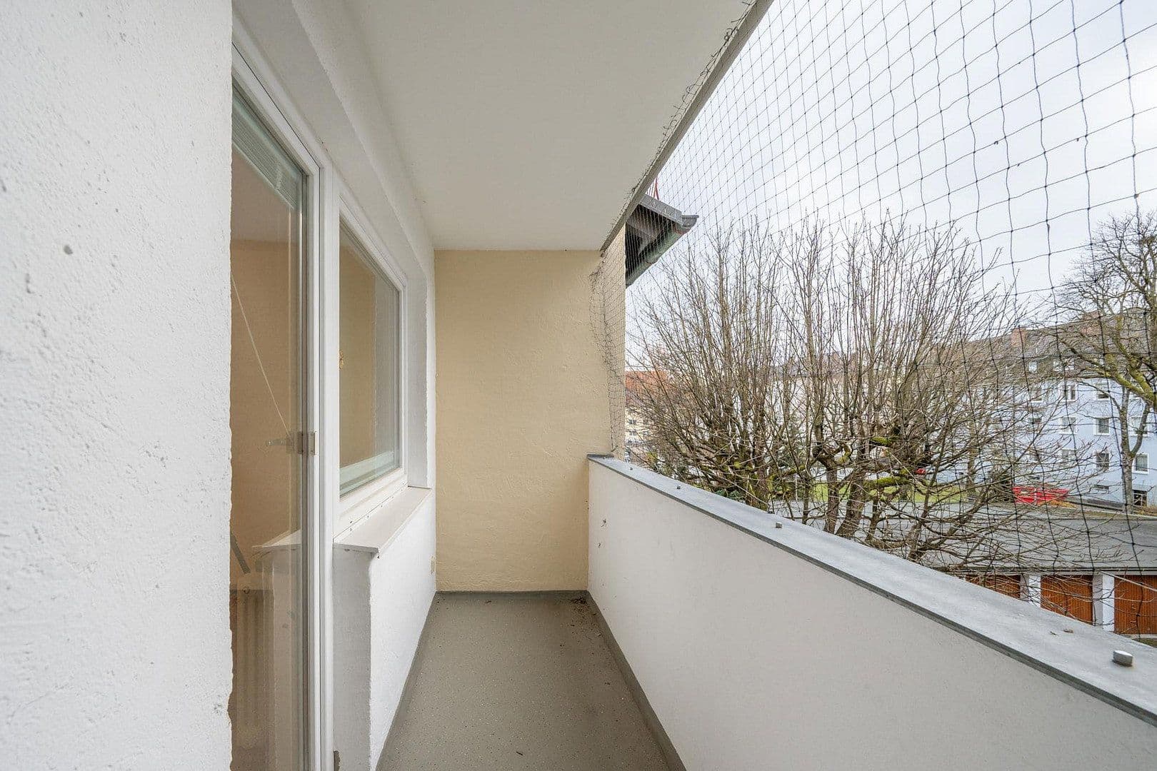 Pronájem bytu 2+1 58 m², Lenzfriederstrasse, München, Bavorsko Pronájem bytu 2+1 58 m², Lenzfriederstrasse, München, Bavorsko