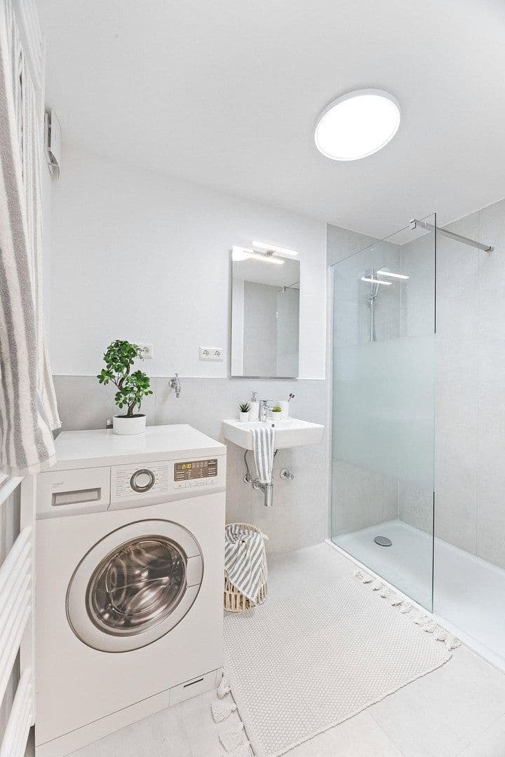 Prodej bytu 2+1 64 m², Dachswaldweg 46, Stuttgart- Vaihingen, Bádensko-Württembersko Prodej bytu 2+1 64 m², Dachswaldweg 46, Stuttgart- Vaihingen, Bádensko-Württembersko