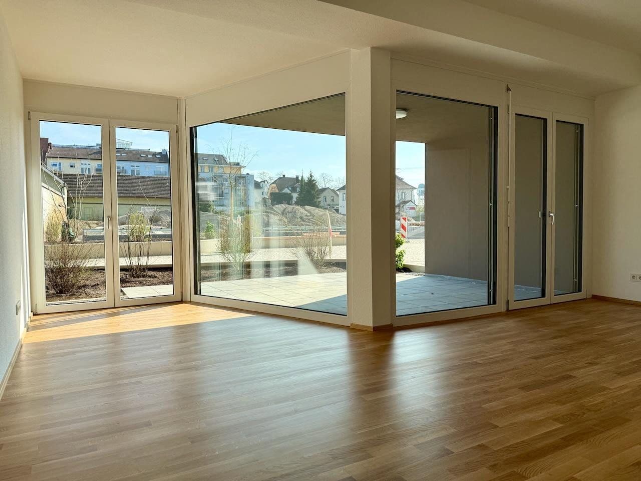 Pronájem bytu 2+1 60 m², Hauptstraße 4, Singen (Hohentwiel), Bádensko-Württembersko Pronájem bytu 2+1 60 m², Hauptstraße 4, Singen (Hohentwiel), Bádensko-Württembersko