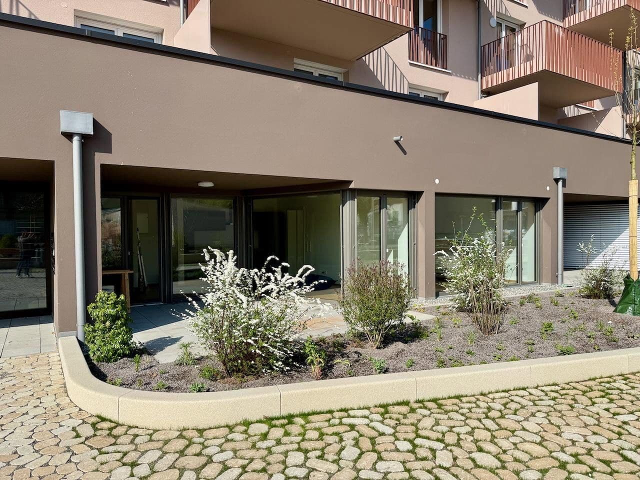 Pronájem bytu 2+1 60 m², Hauptstraße 4, Singen (Hohentwiel), Bádensko-Württembersko Pronájem bytu 2+1 60 m², Hauptstraße 4, Singen (Hohentwiel), Bádensko-Württembersko