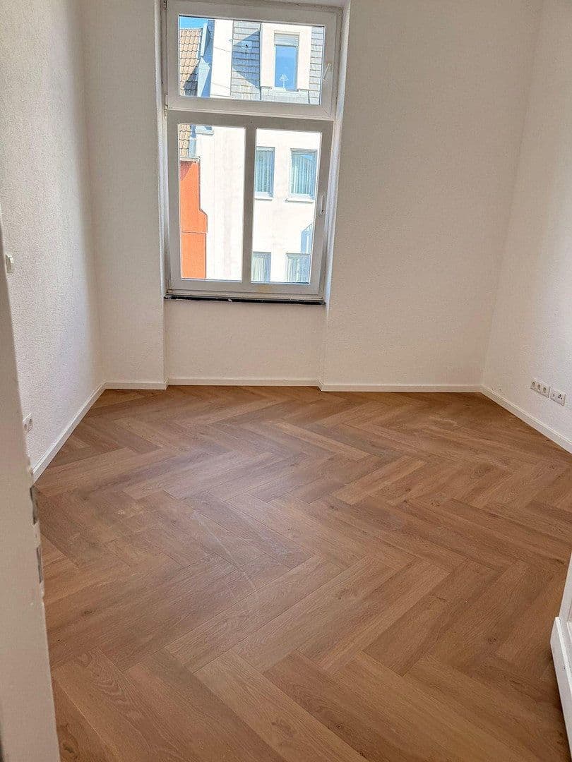 Pronájem bytu 4+1 102 m², Kreuzstrasse 18a, Bad Neuenahr-Ahrweiler, Porýní-Falc Pronájem bytu 4+1 102 m², Kreuzstrasse 18a, Bad Neuenahr-Ahrweiler, Porýní-Falc