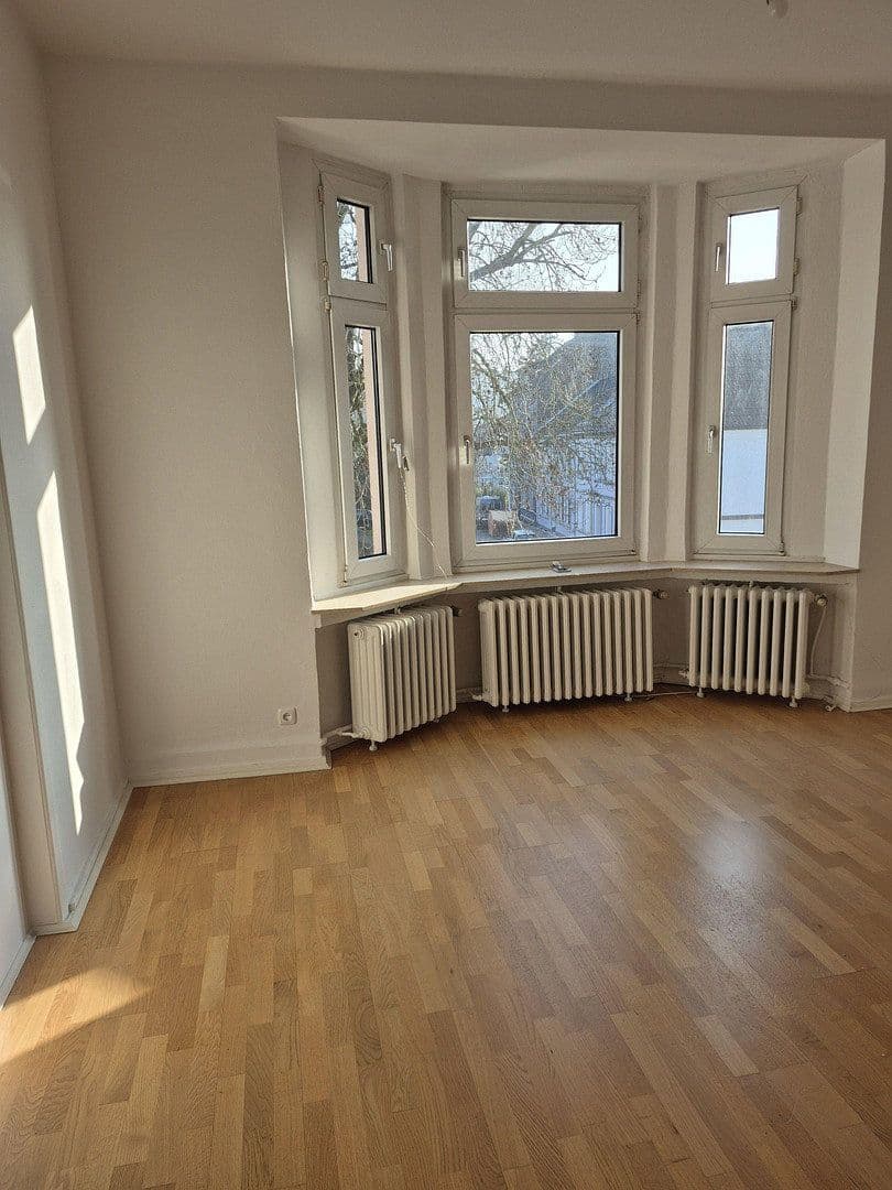 Pronájem bytu 3+kk 86 m², Viehauser Berg 31, Essen, Ruhr, Severní Porýní-Vestfálsko Pronájem bytu 3+kk 86 m², Viehauser Berg 31, Essen, Ruhr, Severní Porýní-Vestfálsko