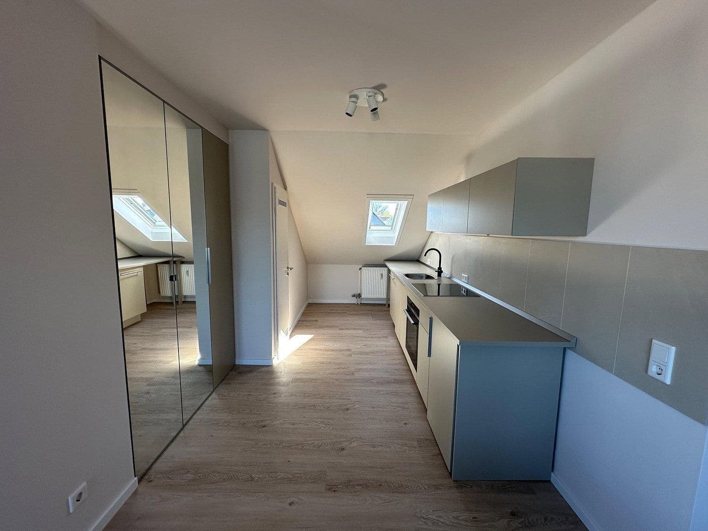 Pronájem bytu 1+1 48 m², Dreieich, Hessen Pronájem bytu 1+1 48 m², Dreieich, Hessen